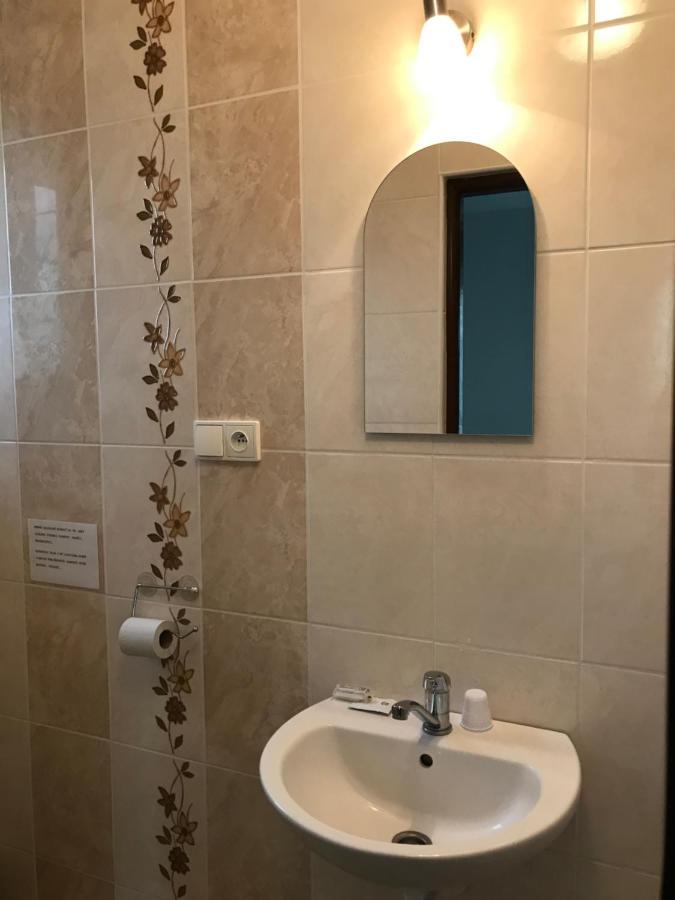 Penzion Aniko Diakovce-Sala Dış mekan fotoğraf